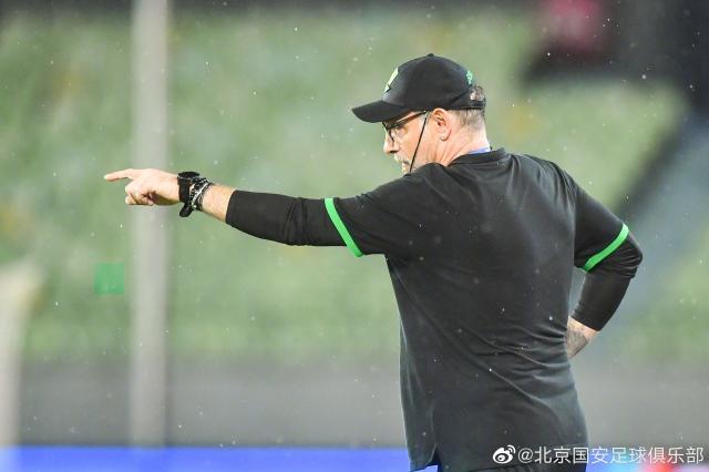 开云-比利奇：比赛尾声有点紧张 不奢望能和金玟哉一起