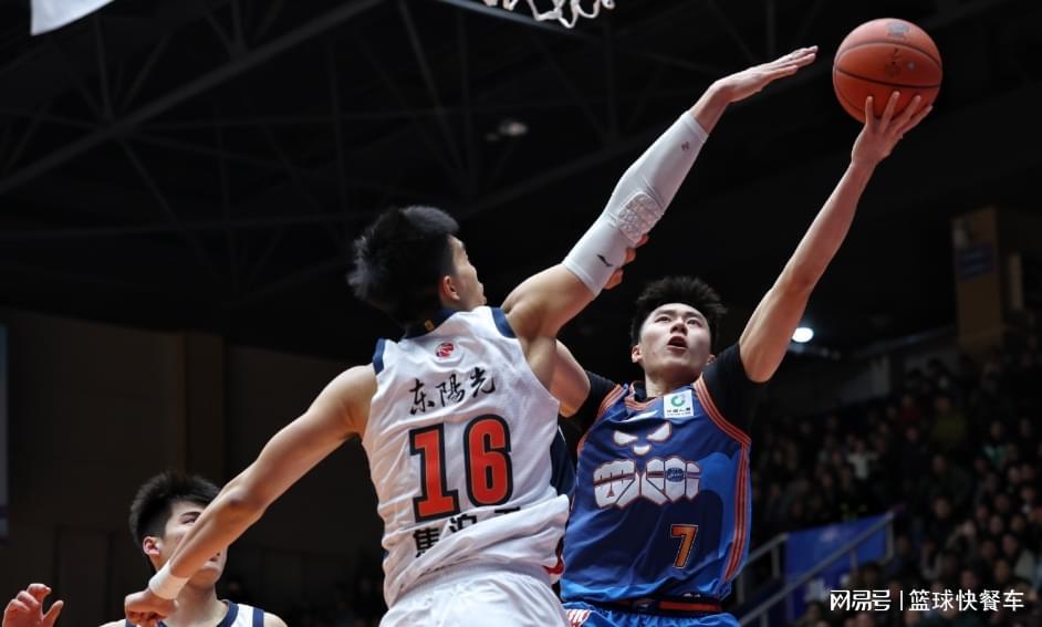 kaiyun-79比129惨败50分！辽篮苦主惨遭25连败：CBA一冠王溃不成军？